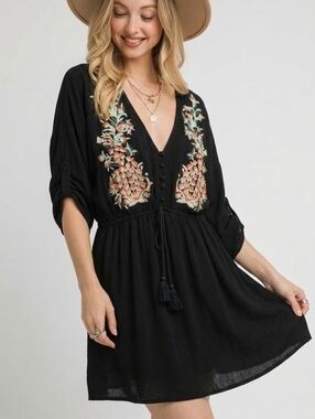 Entro Boho Floral Tiered Midi Dress - Embroidered Detail - Small